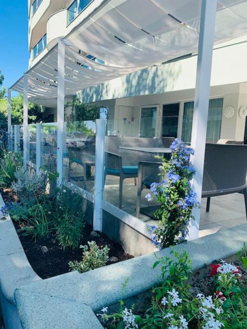 Hotel Majestic Gabicce Mare Exterior foto