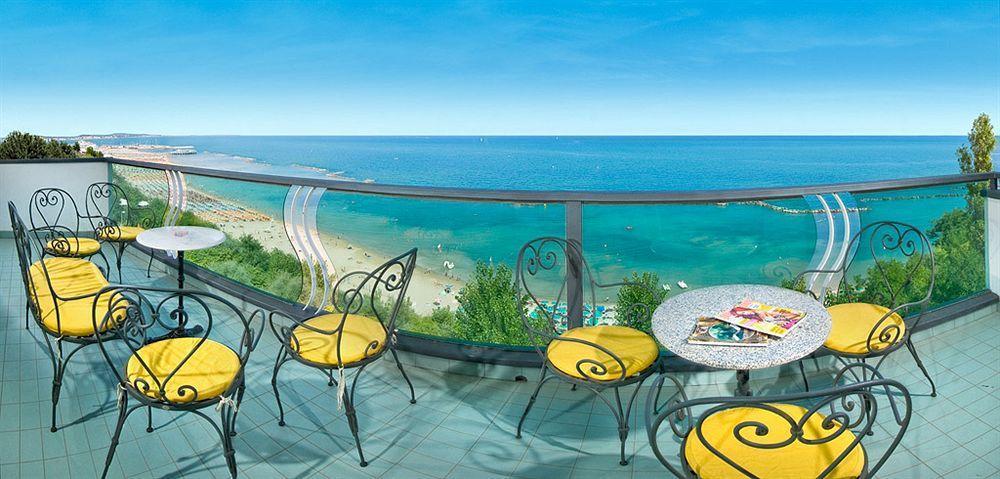Hotel Majestic Gabicce Mare Exterior foto