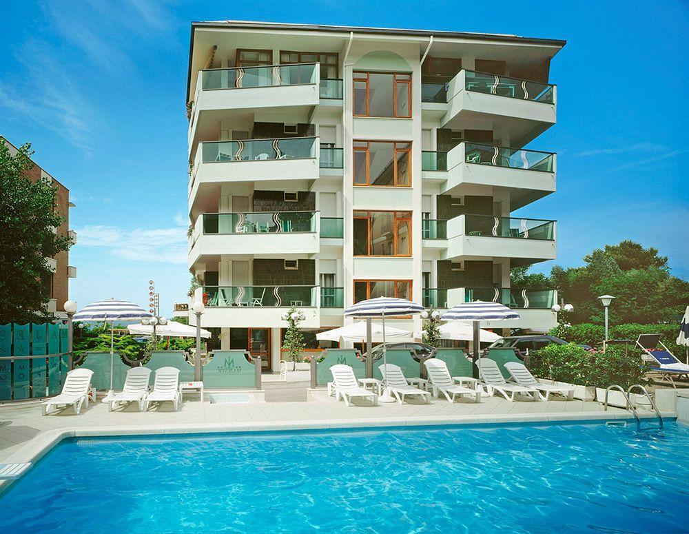 Hotel Majestic Gabicce Mare Exterior foto